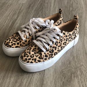 Leopard Stacked Tennis Shoes